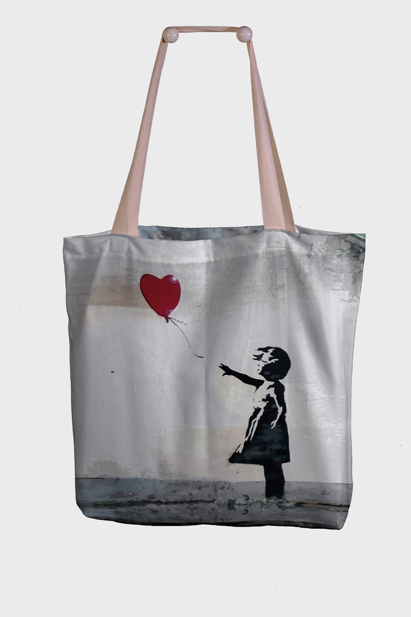 Shopper   Girl with love ballon